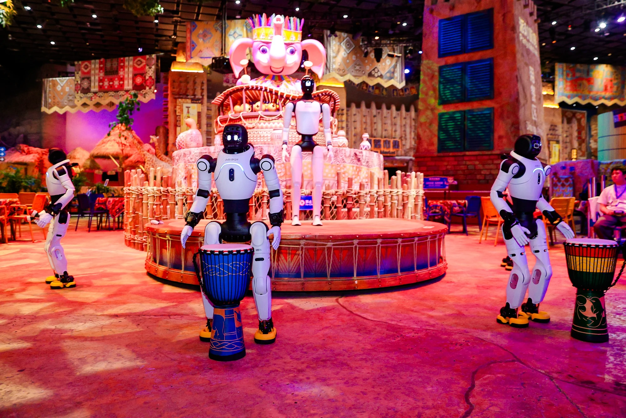 AGIBOT robots at Chimelong