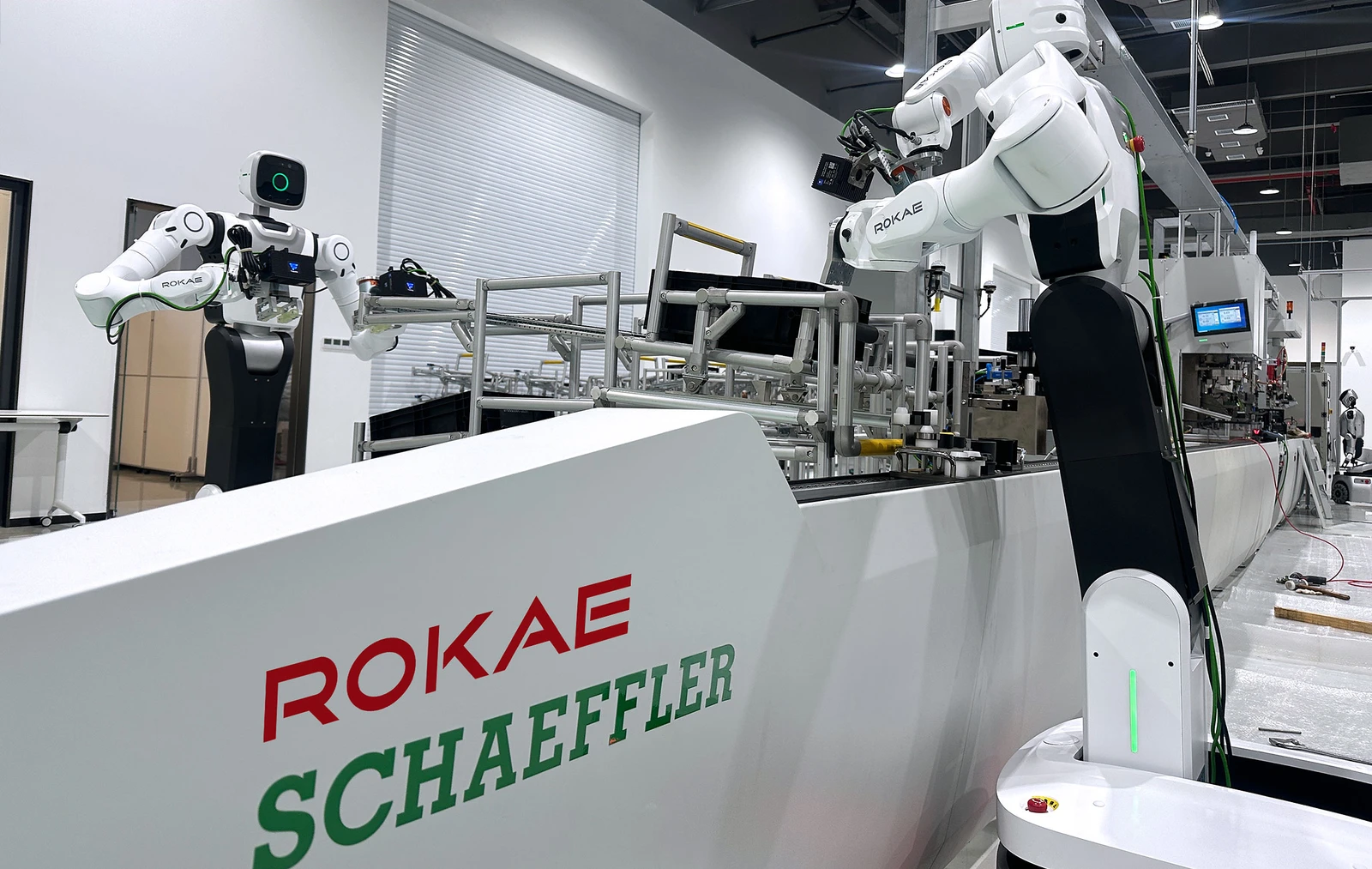 ROKAE Reports 10,000 Humanoid Arms Delivered, Identifies Schaeffler Factory Deployment