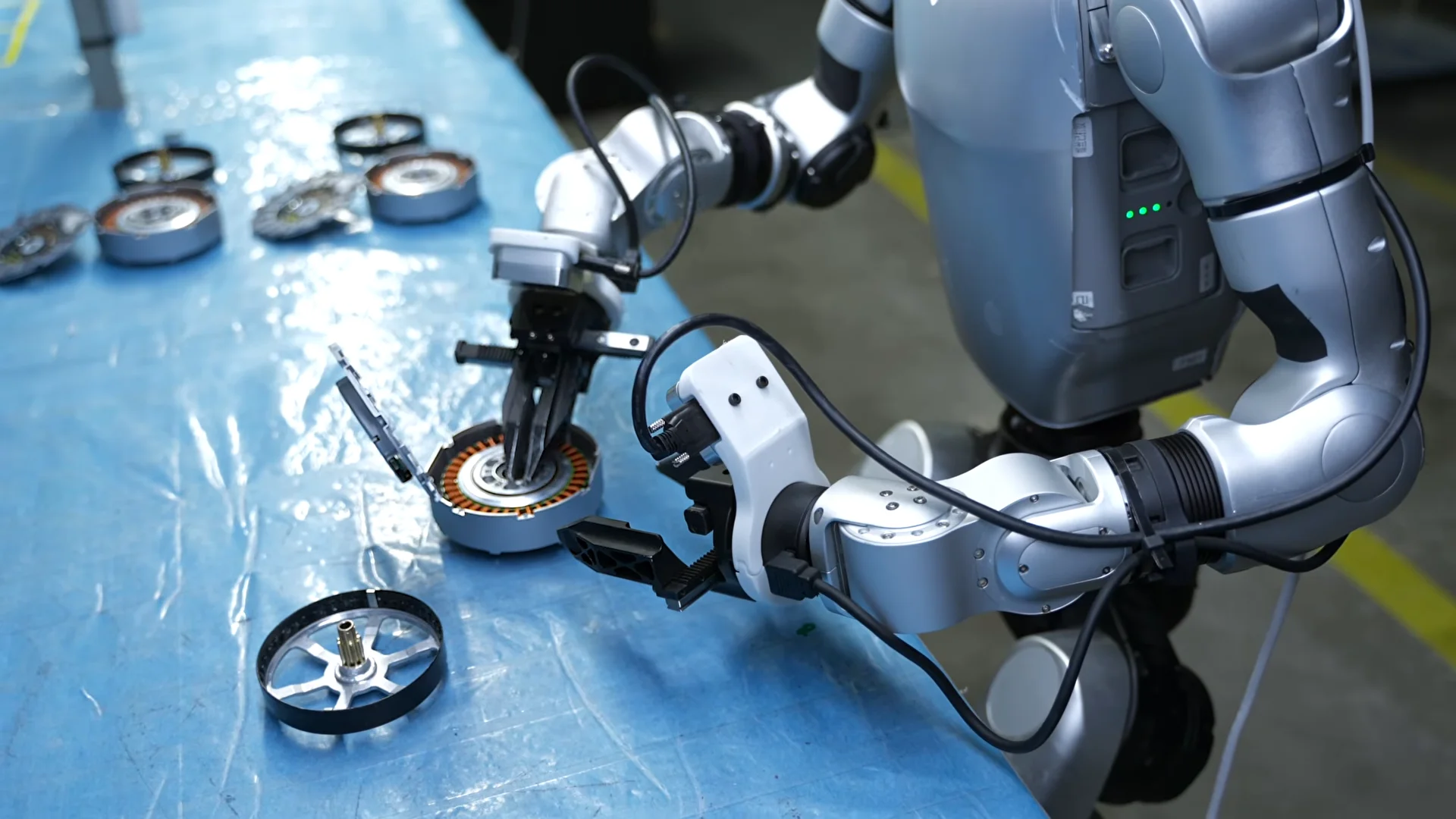 Video: Unitree Deploys G1 Humanoids to Manufacture Robot Parts