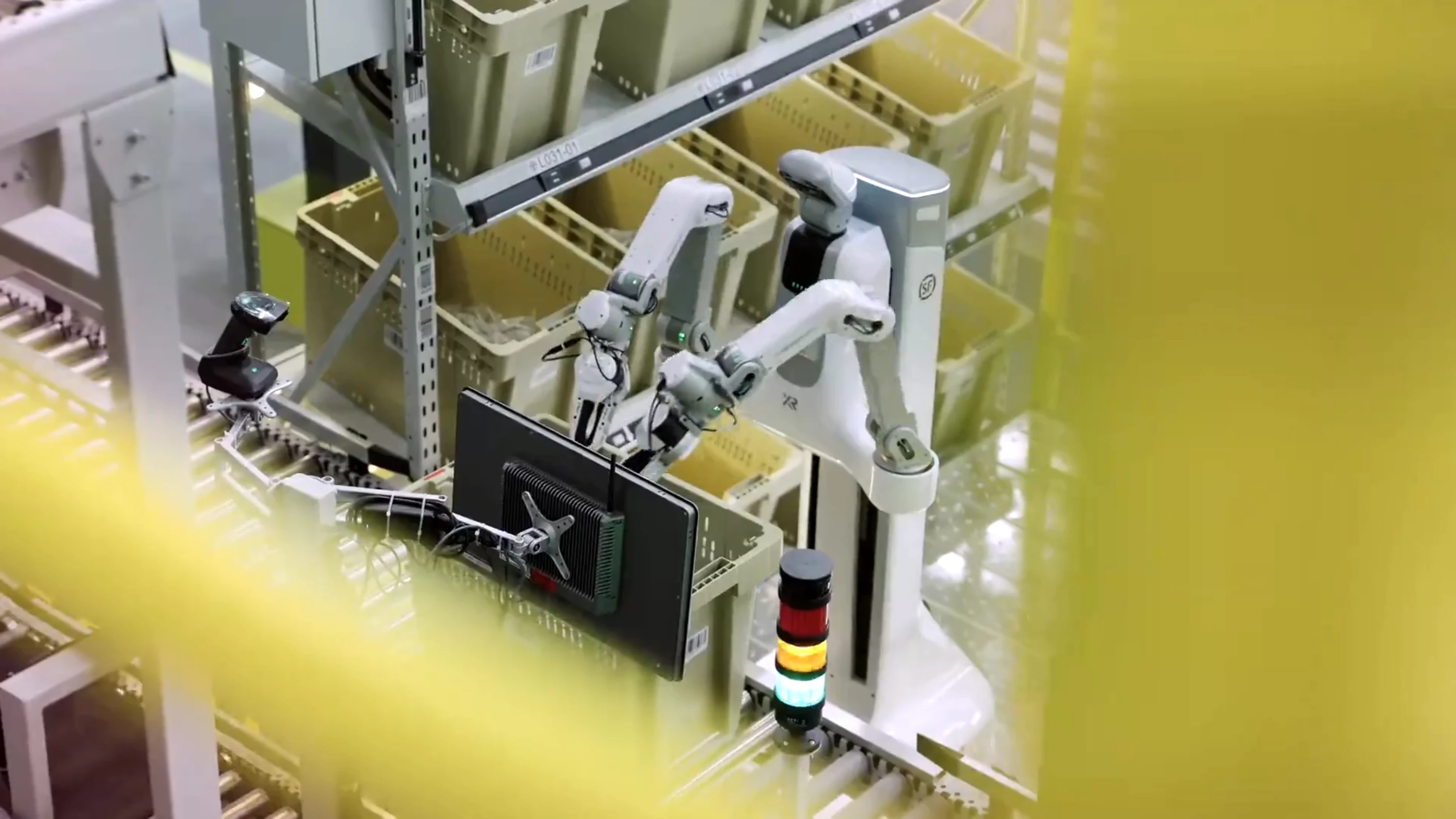 X Square's QUANTA X1 Pro Starts Work At Lululemon's Wuhan Warehouse